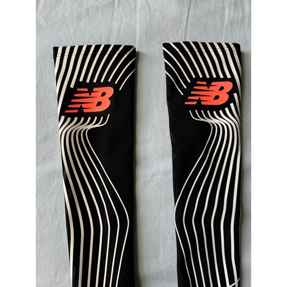 New Balance Size XS 2023 Pro Elite Issue Prodigy Racing Arm Black White Sleeves - Picture 4 of 16